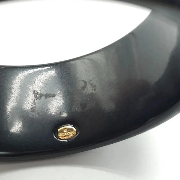 Givenchy Black Lucite Geometric Matte Pattern Bangle Bracelet Vintage - Picture 7 of 7